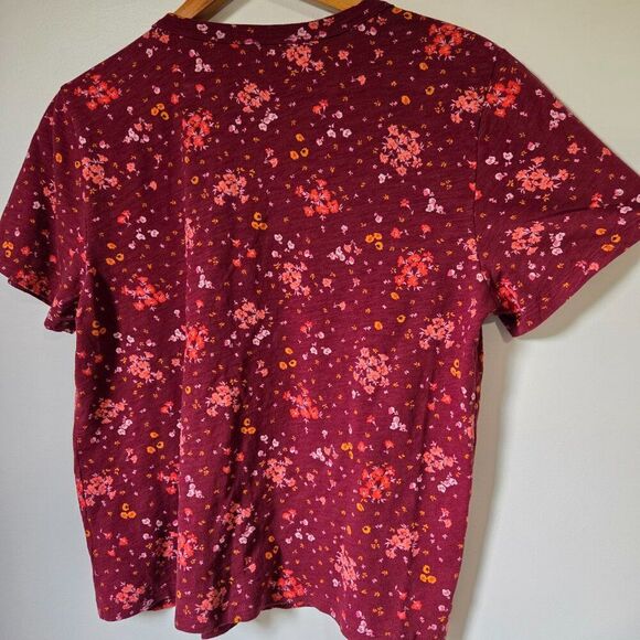EUC OLD NAVY RED FLORAL COTTON TEE SIZE M - Picture 3 of 13